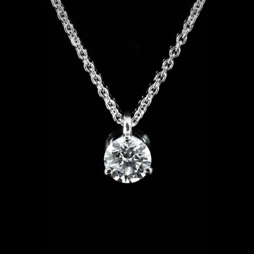 Pendentif solitaire diamant