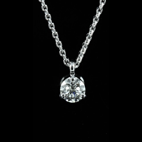 Pendentif solitaire diamant