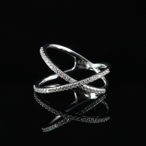 Bague ellipse diamants