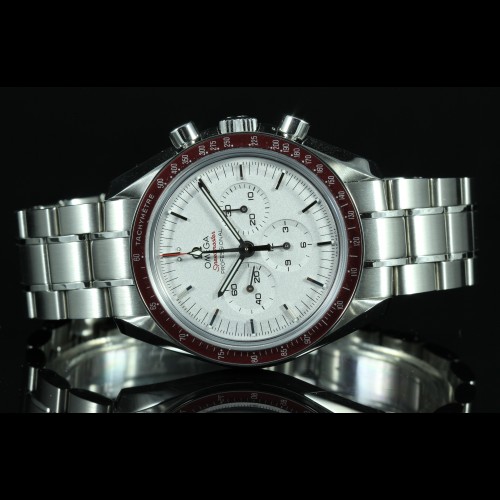 Omega Speedmaster Tokyo 2020